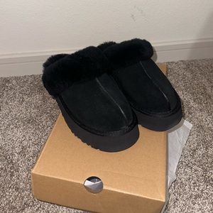 UGG DISQUETTE BLACK SIZE 7
